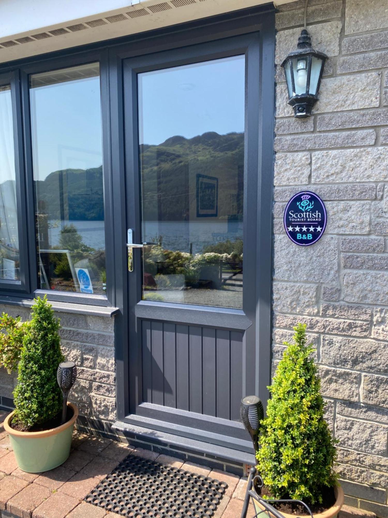 Rowan House B&B Rooms & A Self Catering Apartment Lochgoilhead Exterior photo