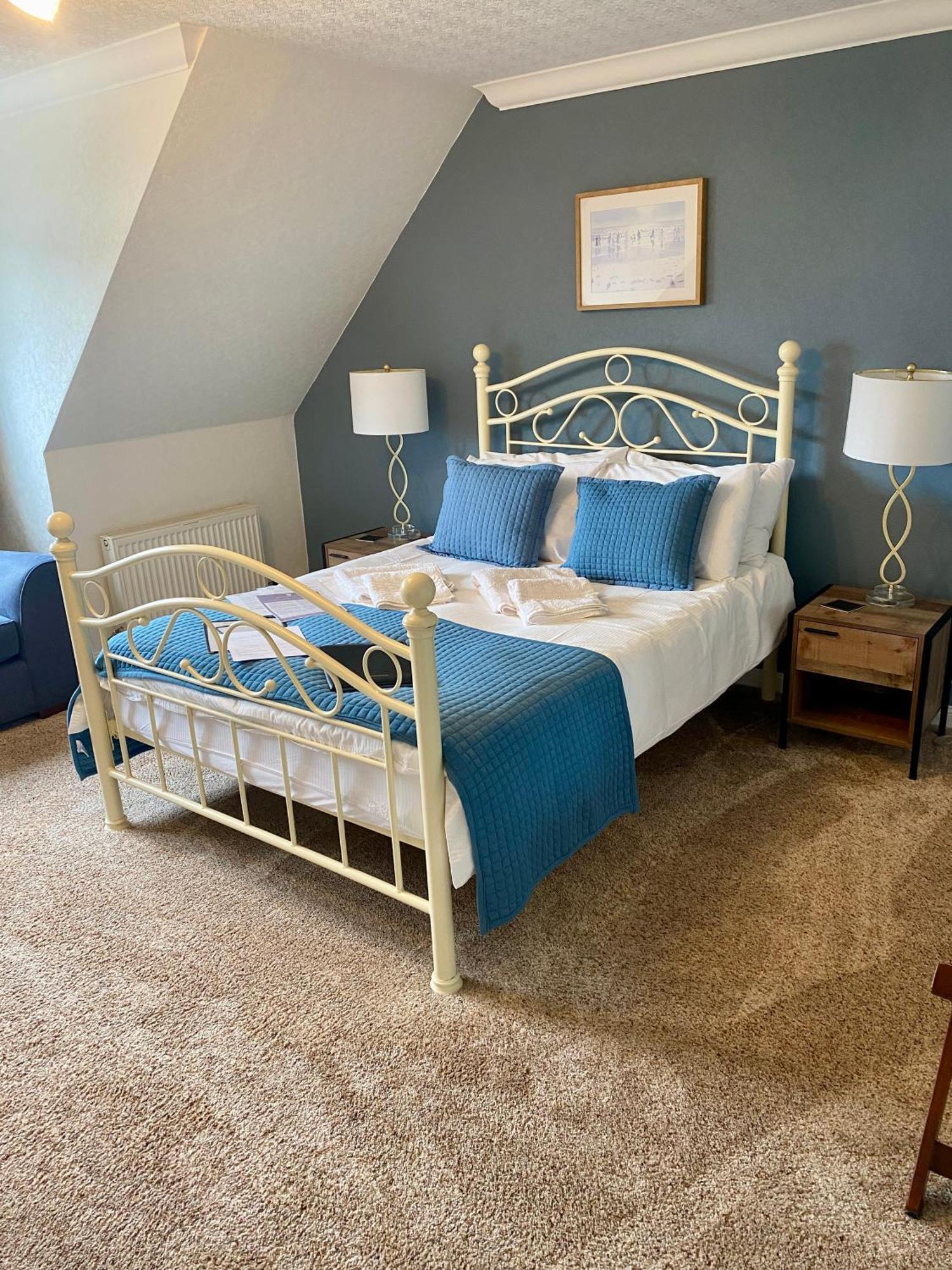 Rowan House B&B Rooms & A Self Catering Apartment Lochgoilhead Exterior photo
